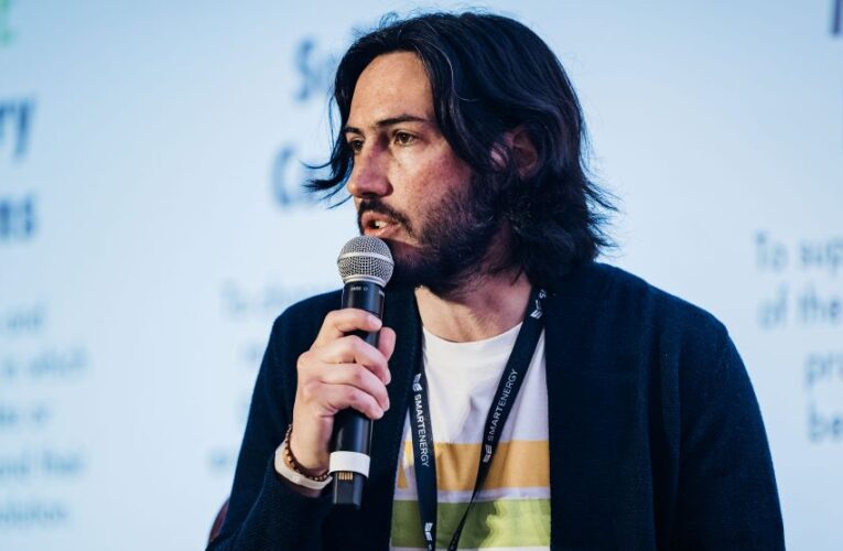 FINANZA CLIMATICA, TRA FEDE E INVESTIMENTO: GIORGIO MOTTIRONI FIRMA UNA RIFLESSIONE FILOSOFICA E STRATEGICA SU L’ECOFUTURO MAGAZINE